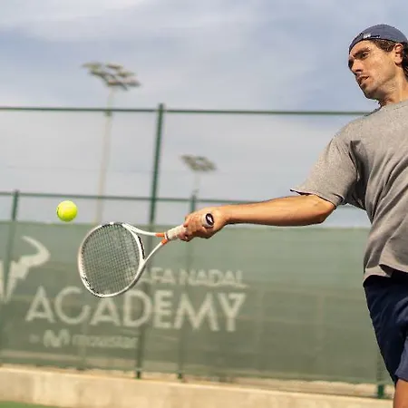 Rafa Nadal 3* Manacor (Mallorca)